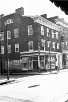 2 South Loudoun Street